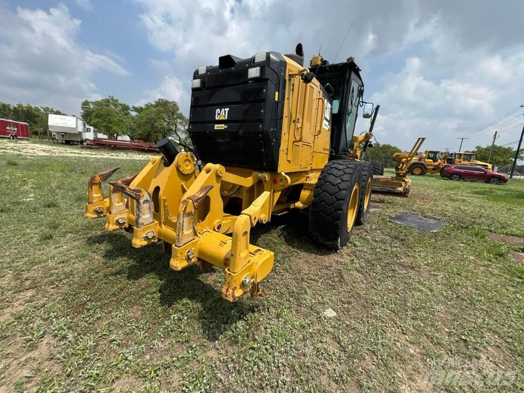CAT 140M3 Niveleuse