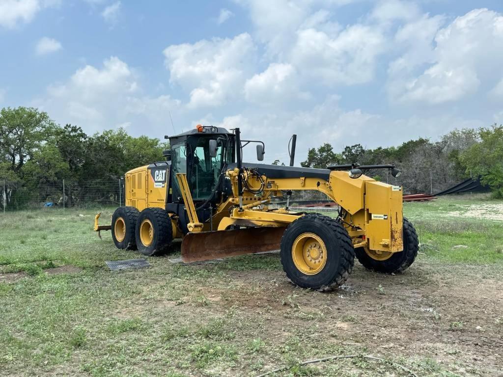CAT 140M3 Niveleuse