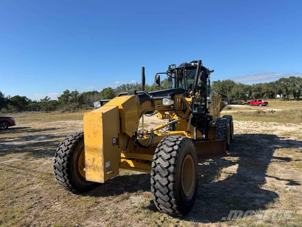 CAT 140M3 Niveleuse