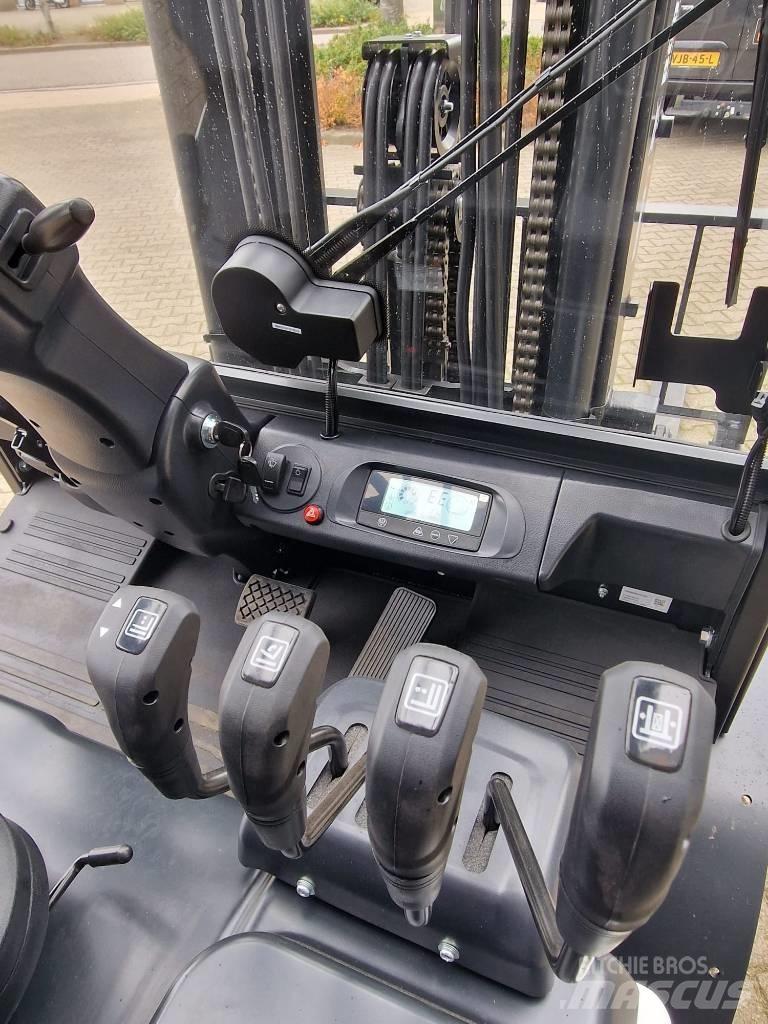 Bobcat B 30 X-7 Plus Chariots élévateurs électriques
