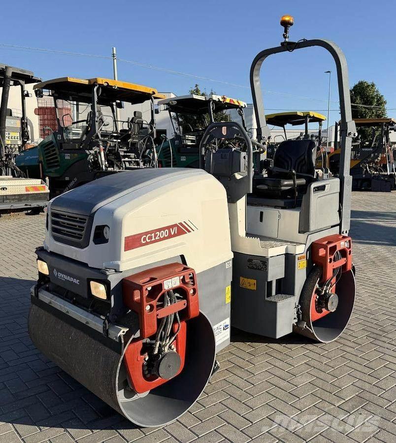 Dynapac CC 1200 VI Rouleaux tandem