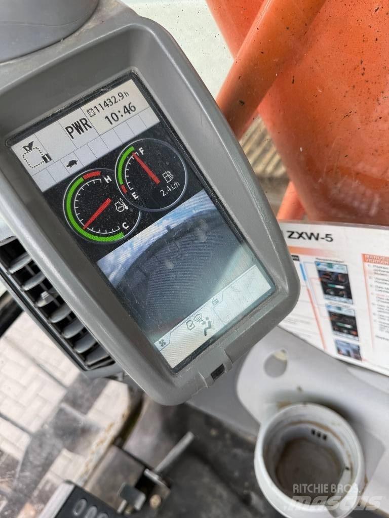 Hitachi ZX 290 Pelle sur chenilles