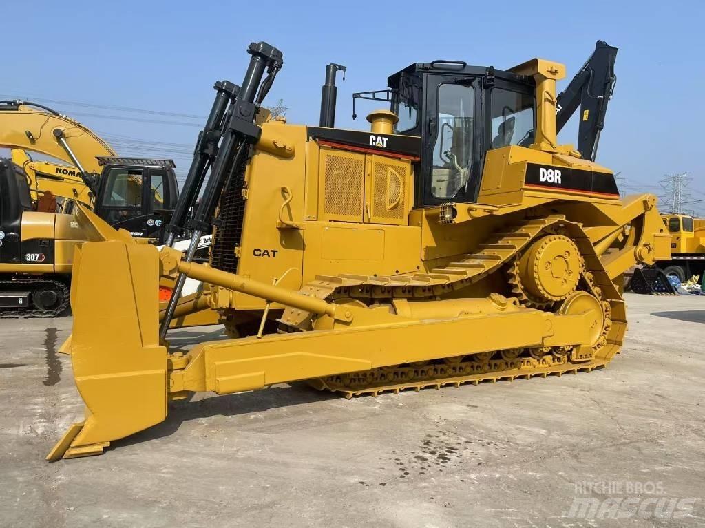 CAT D 8 R Bouteurs sur chenilles