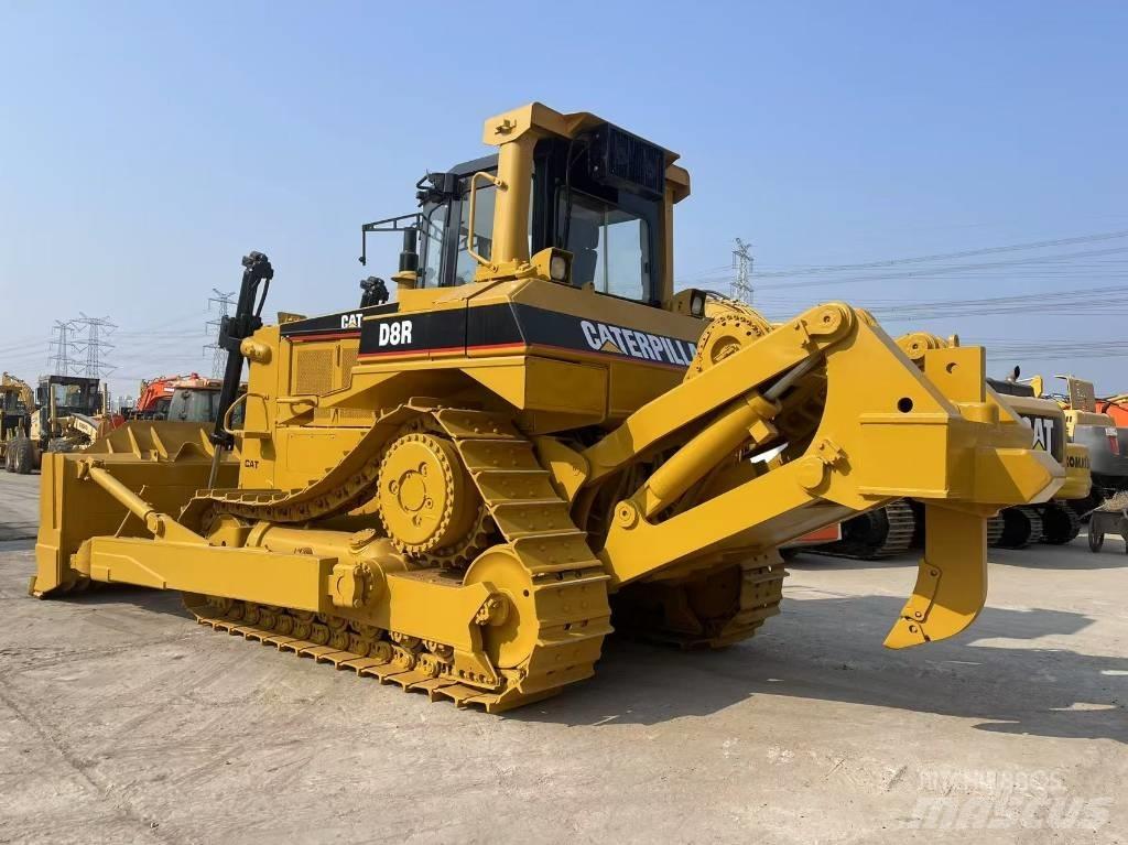 CAT D 8 R Bouteurs sur chenilles
