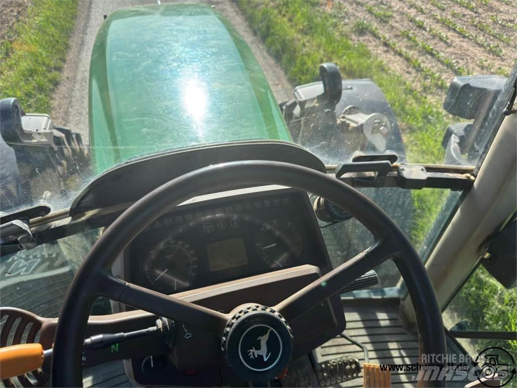 John Deere 6820 Tracteur