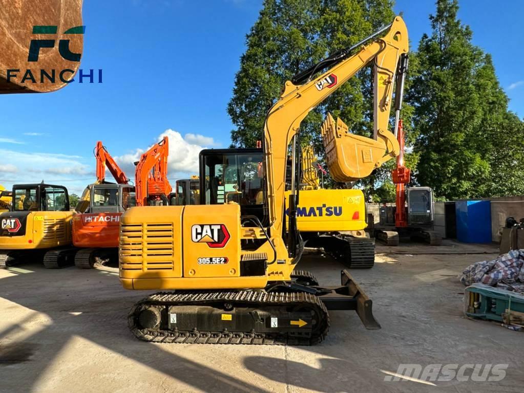 CAT 305.5e2 Pelle sur chenilles