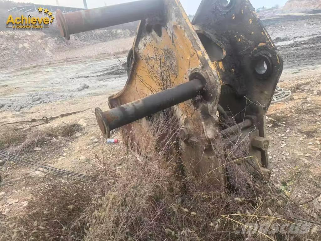 CAT 374 F Pelle sur chenilles