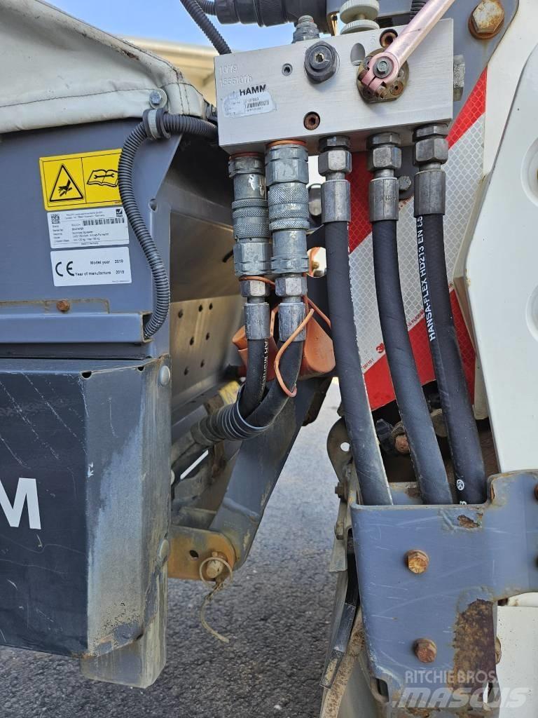 Hamm HD 12i VV Rouleaux tandem