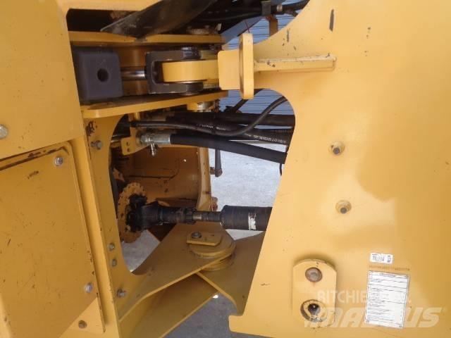 CAT 930 G Chargeuse sur pneus