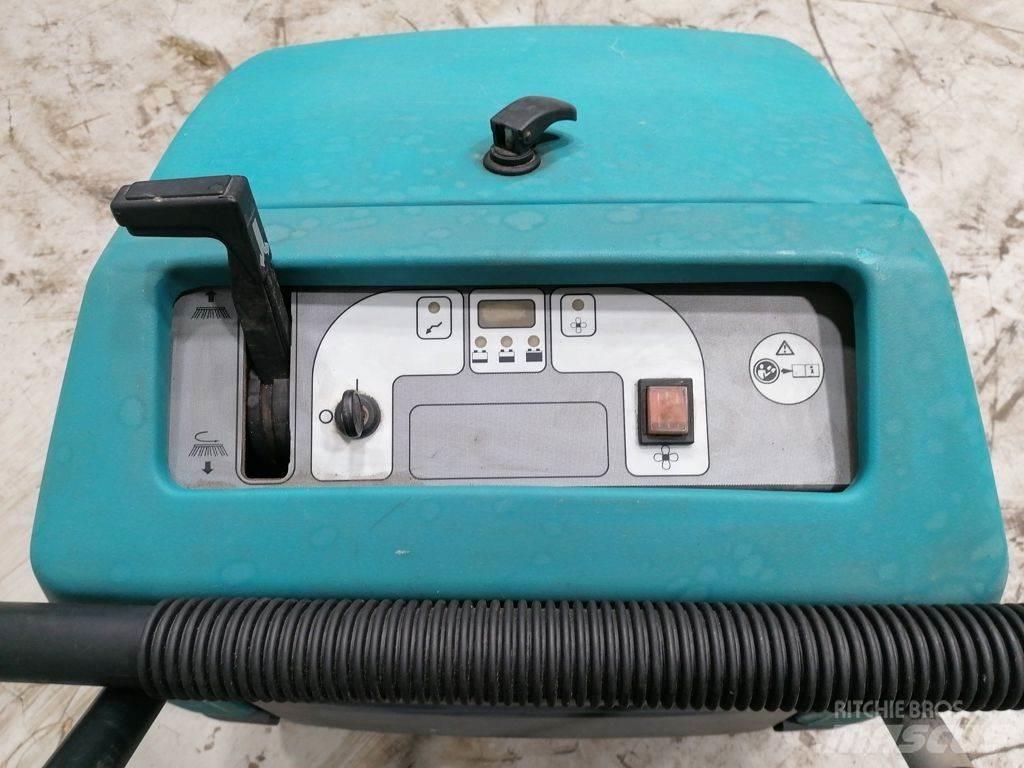 Tennant S8 Balayeuse / Autolaveuse