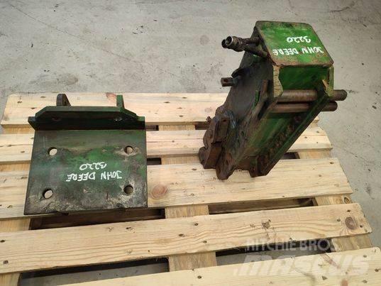 John Deere 3220 hook Cabines et Intérieur