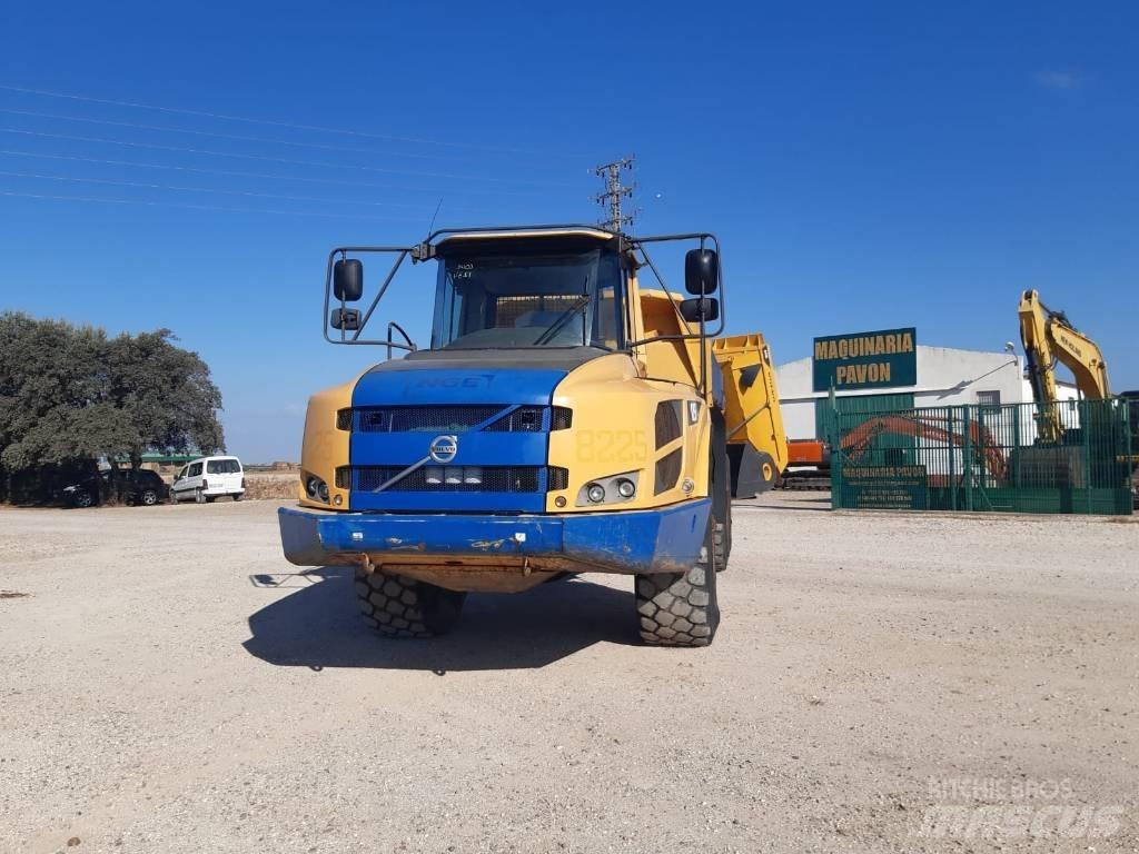Volvo A 25 F Tombereau articulé