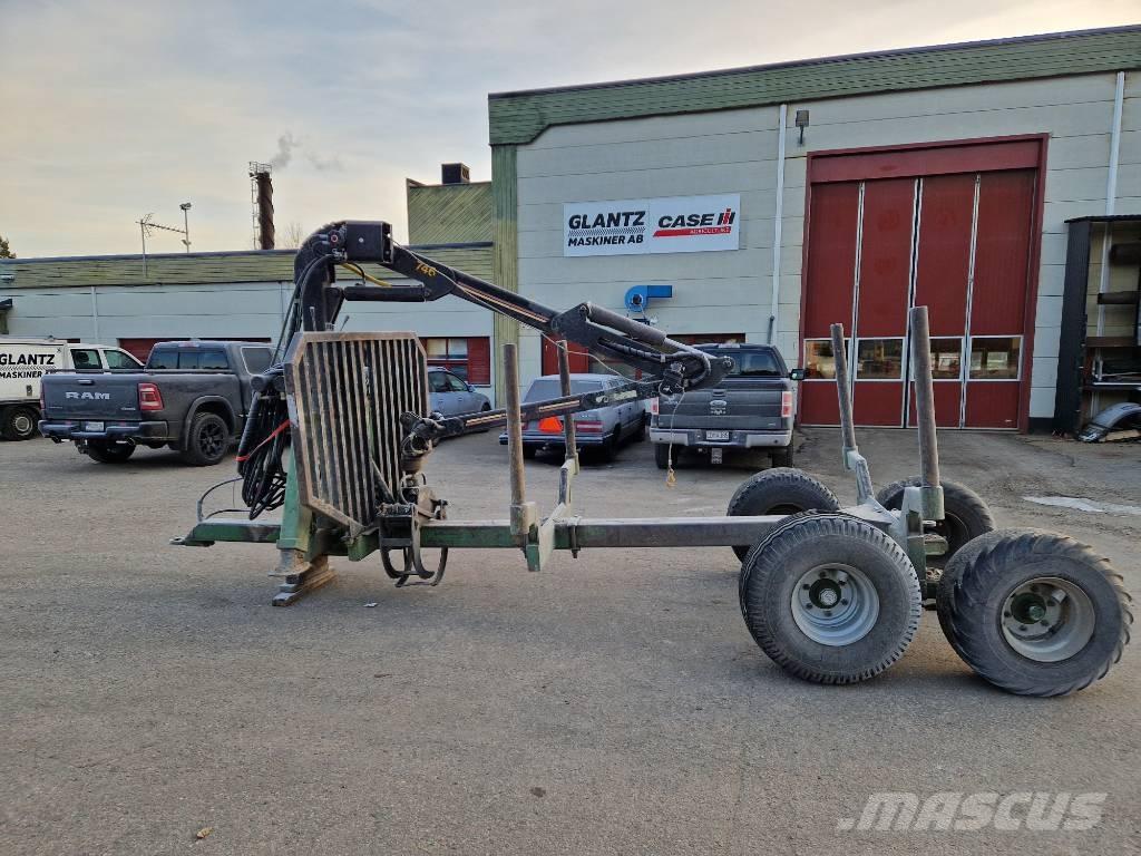 Farma 746 Remorque forestière avec grue