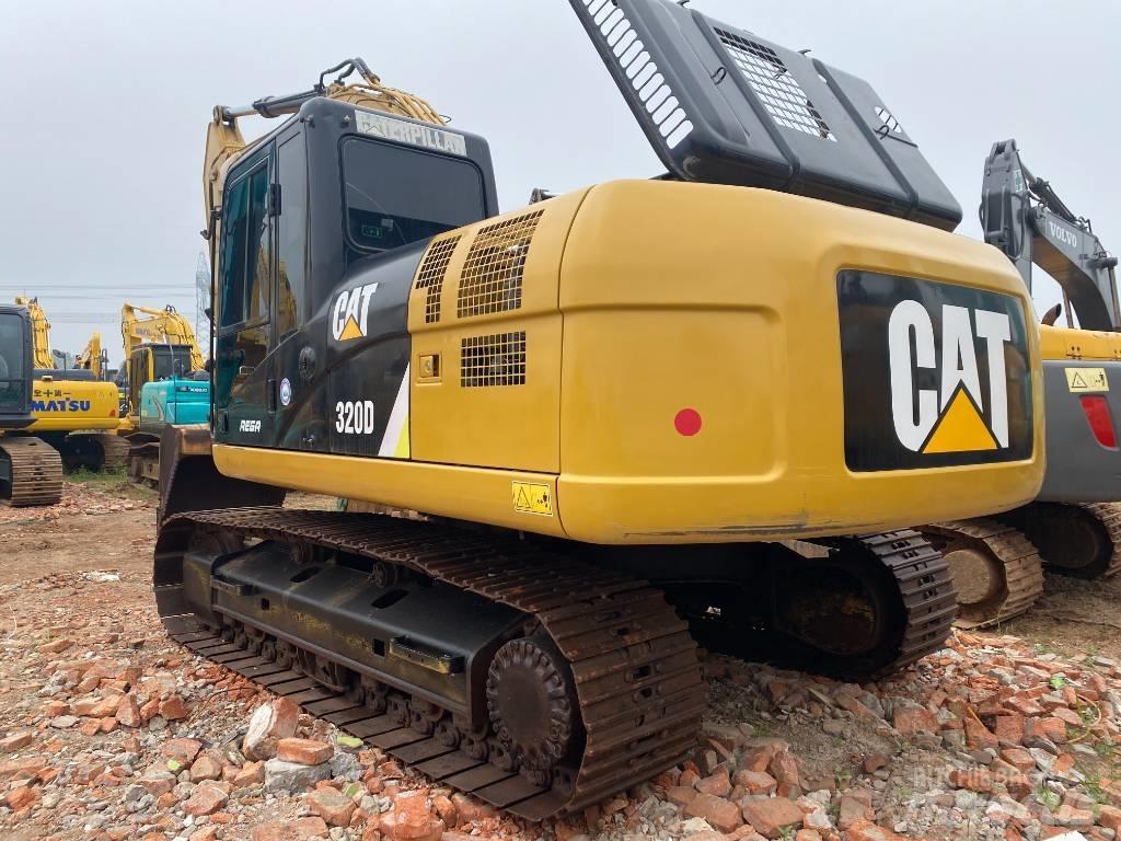 CAT 320 D L Pelle sur chenilles