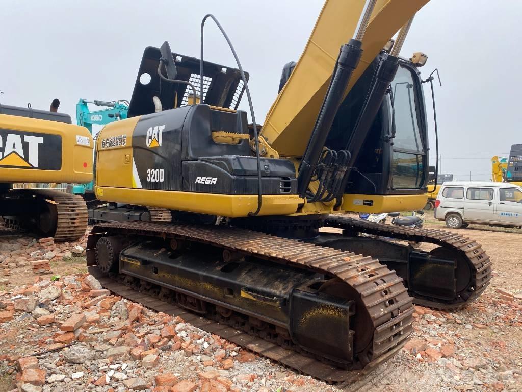 CAT 320 D L Pelle sur chenilles