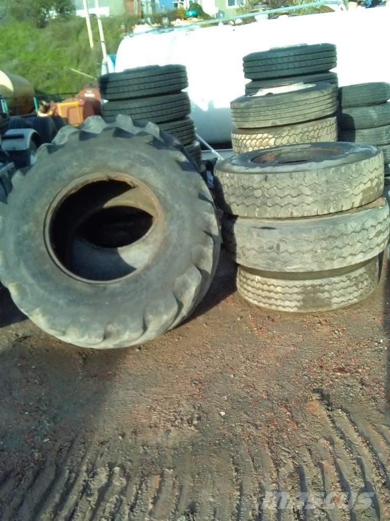  INDUSTRIAL TIRES Pneus, roues et jantes