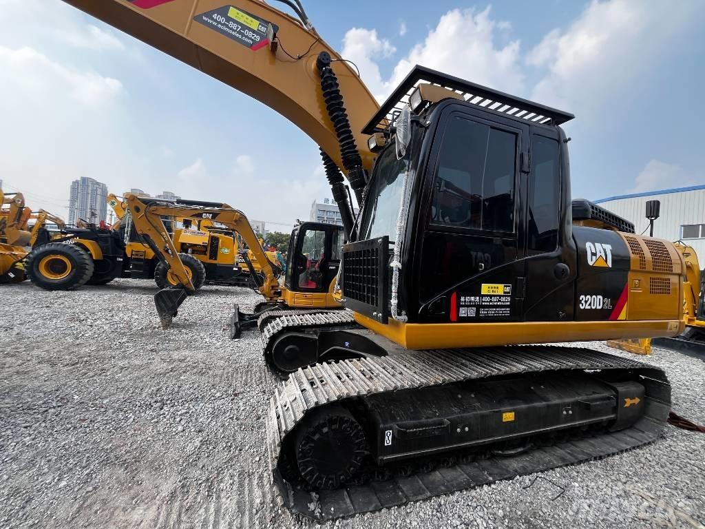 CAT 320 D2L Pelle sur chenilles