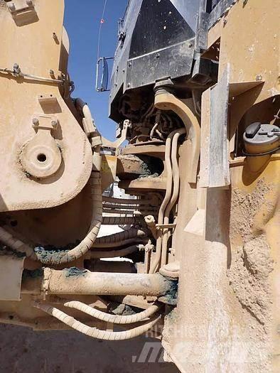 CAT 988K Chargeuse sur pneus