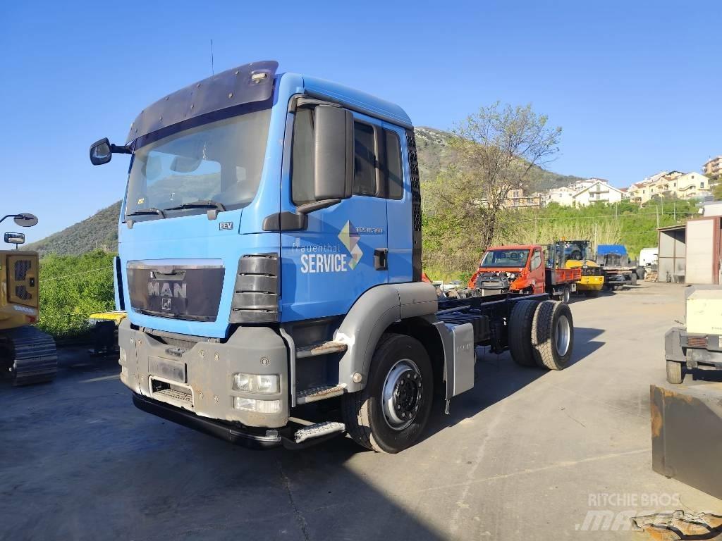 MAN TGM 18.360 Camion benne