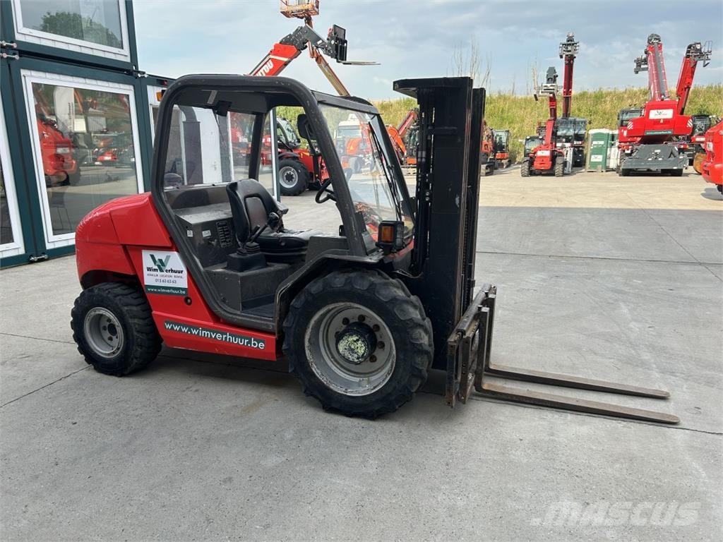 Manitou MH25-4 Chariot tout terrain