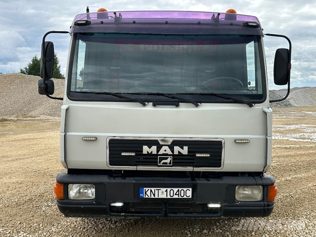 MAN L 2000. 10.163 Camion benne