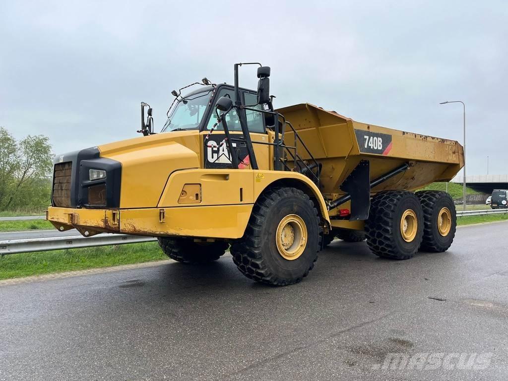 CAT 740B Tombereau articulé