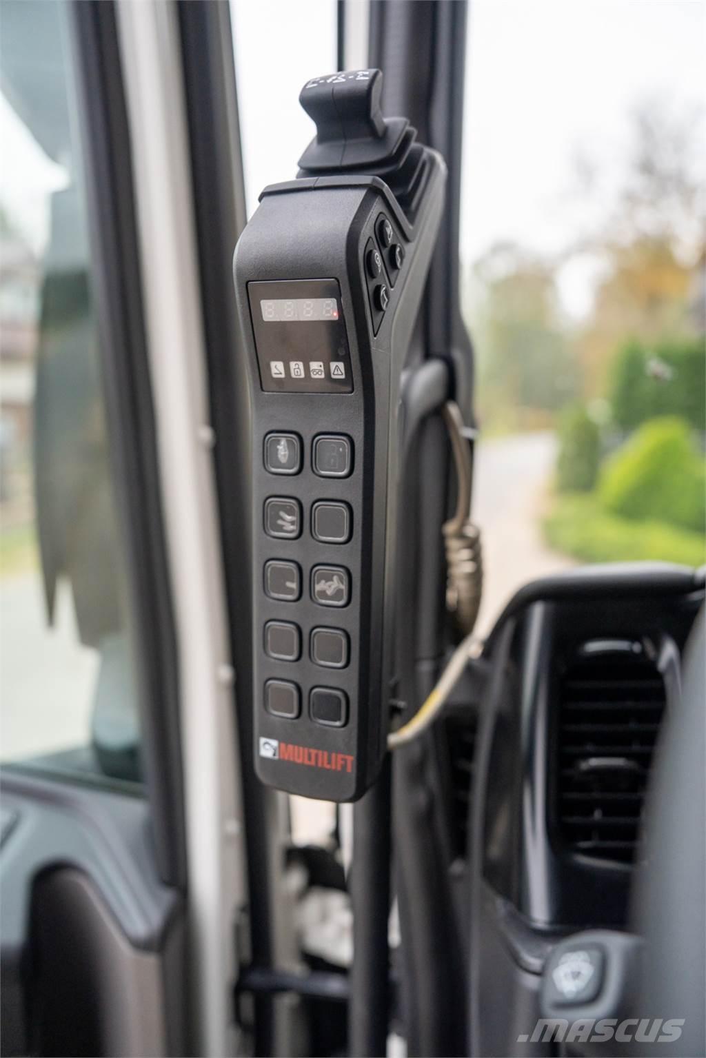 Scania P420 6X2 Camion ampliroll