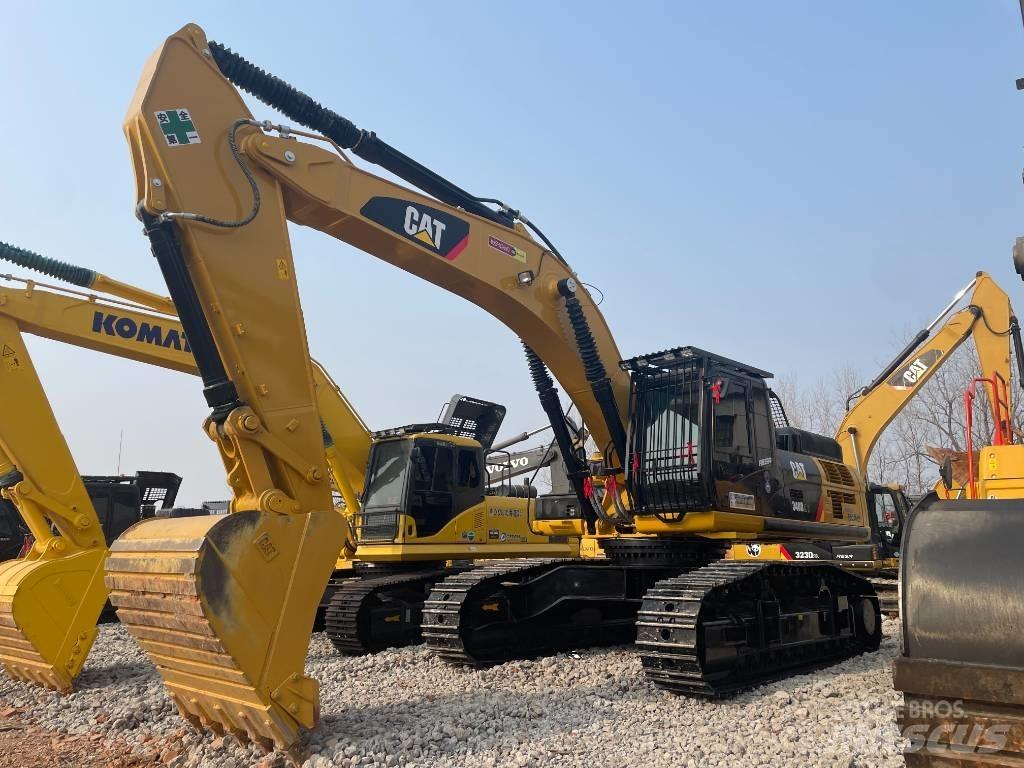 CAT CAT340D2L Pelle sur chenilles