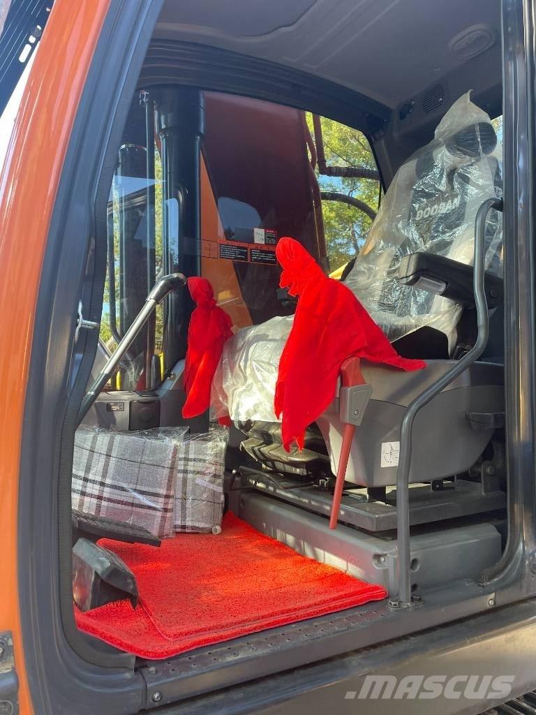 Doosan DX 225 LC Mini pelle 7t-12t