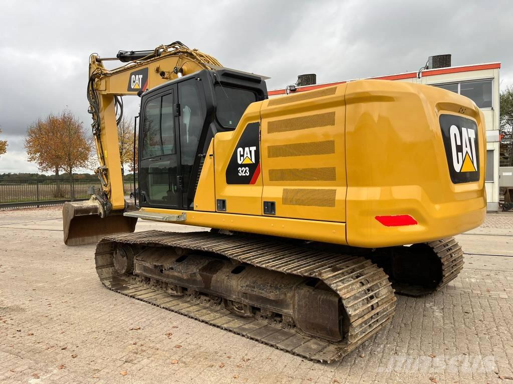 CAT 323 07A Pelle sur chenilles
