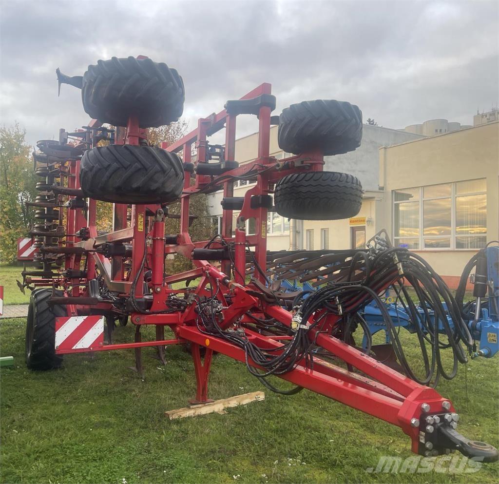 Horsch Terrano 7FM Déchaumeur, cultivateur