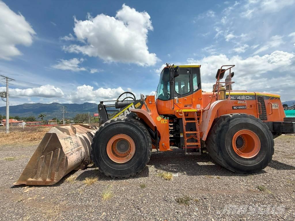 Doosan DL420A Chargeuse sur pneus