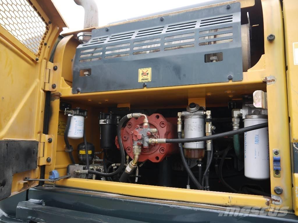 Hyundai HX 330 L Pelle sur chenilles