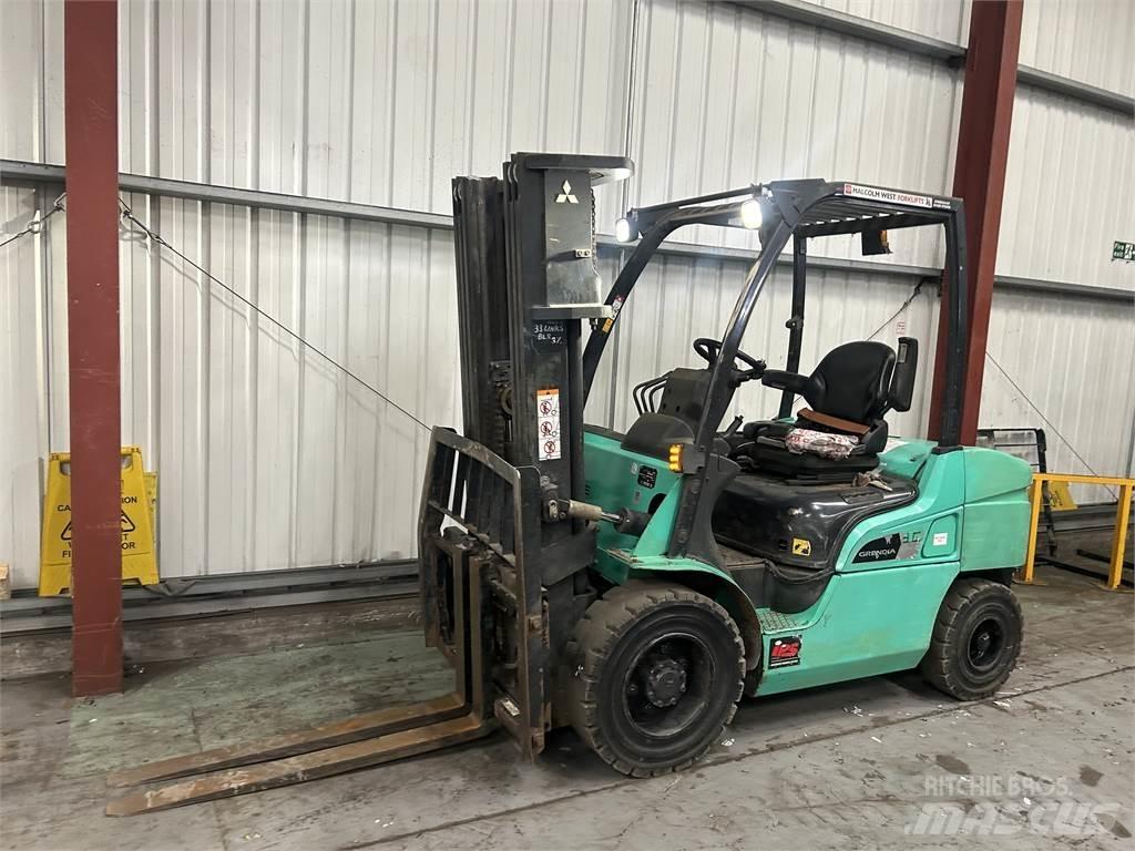 Mitsubishi FD30NT Chariots diesel