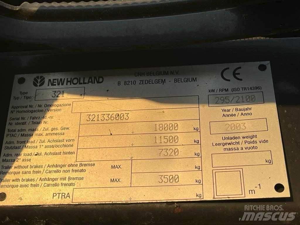 New Holland CX 880 Moissonneuse batteuse