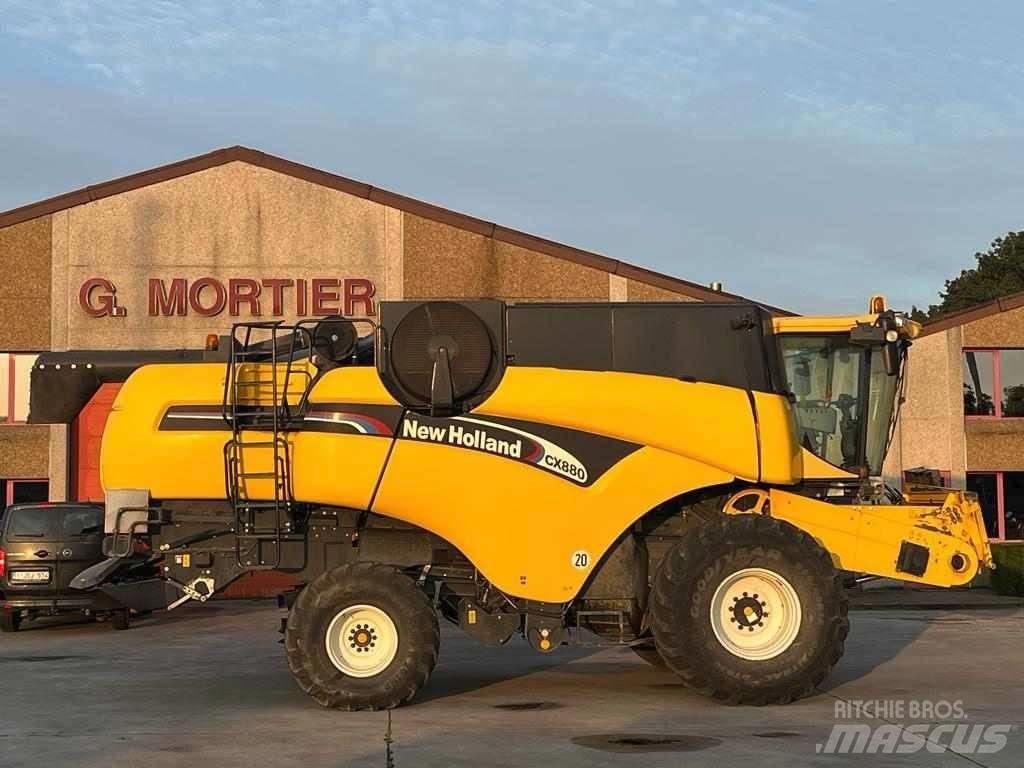 New Holland CX 880 Moissonneuse batteuse