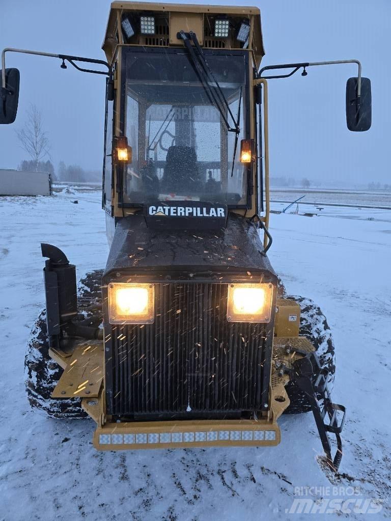 CAT 554 Porteur