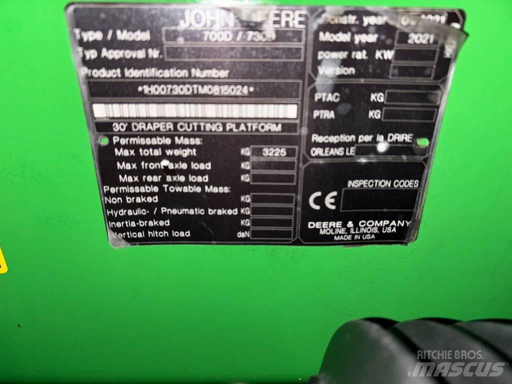 John Deere T670I 4WD Moissonneuse batteuse