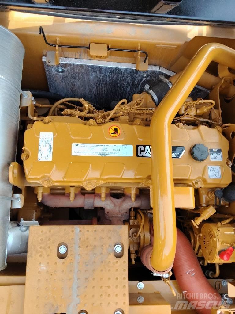 CAT 336 D2L Pelle sur chenilles