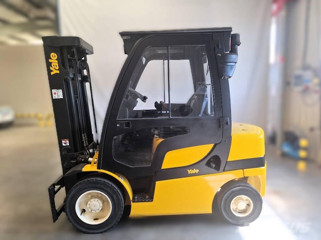 Yale GDP 25 VX Chariots diesel