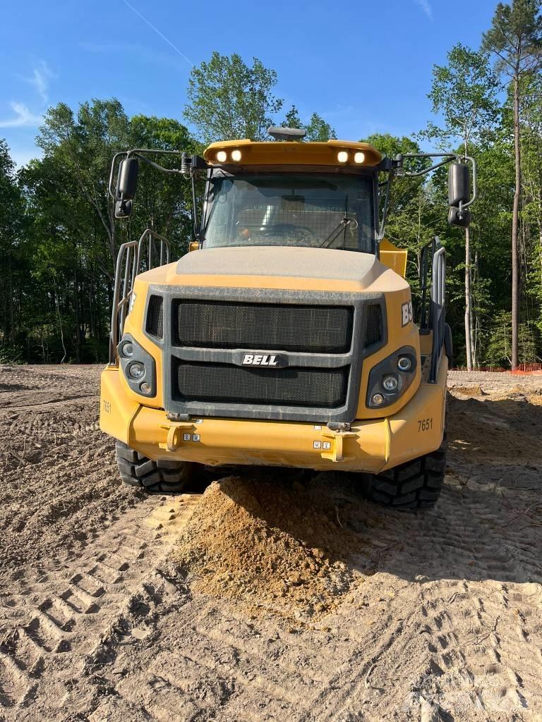 Bell B30E Tombereau articulé