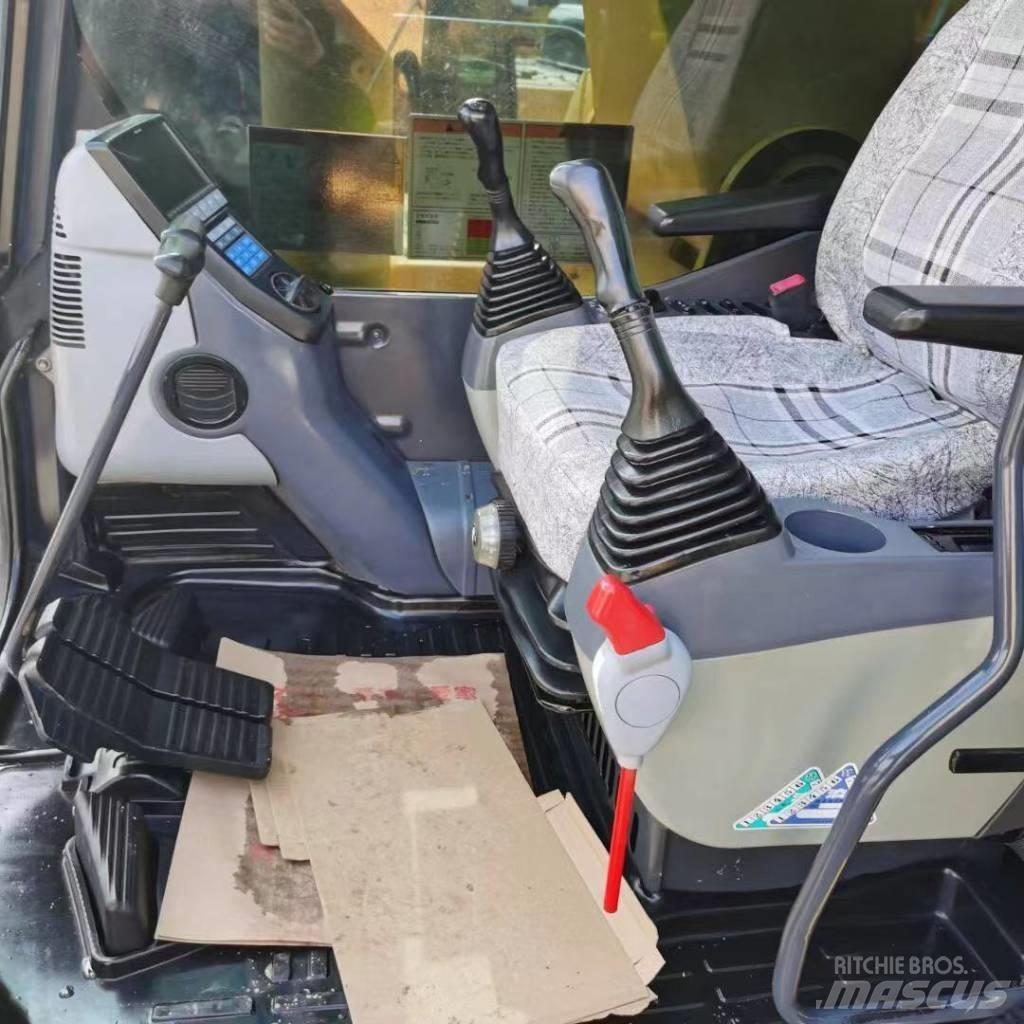 Komatsu 450LC-8 Pelle sur chenilles