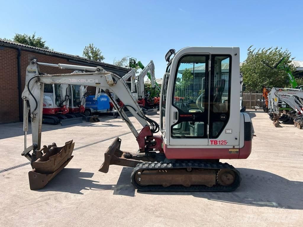 Takeuchi TB 125 Mini pelle < 7t