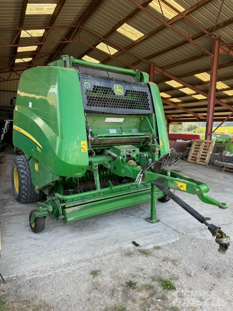 John Deere 990 Presse à balle ronde