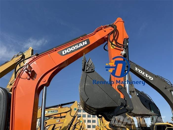 Doosan DX 60 Mini pelle < 7t