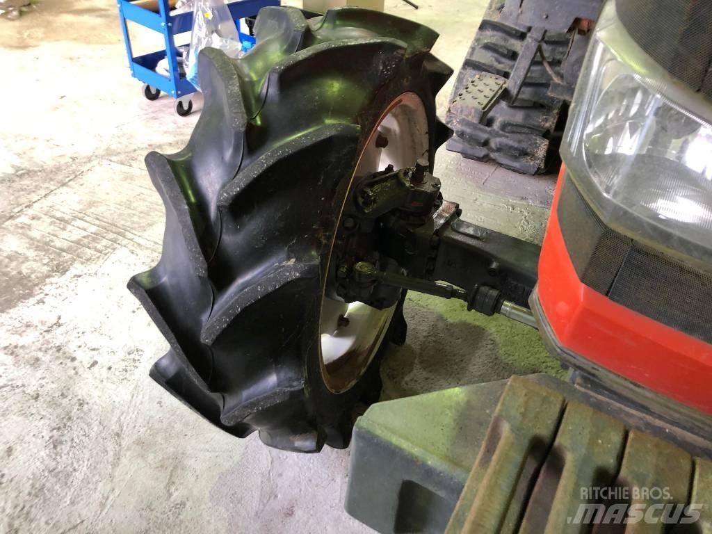 Kubota SMZ955 Tracteur
