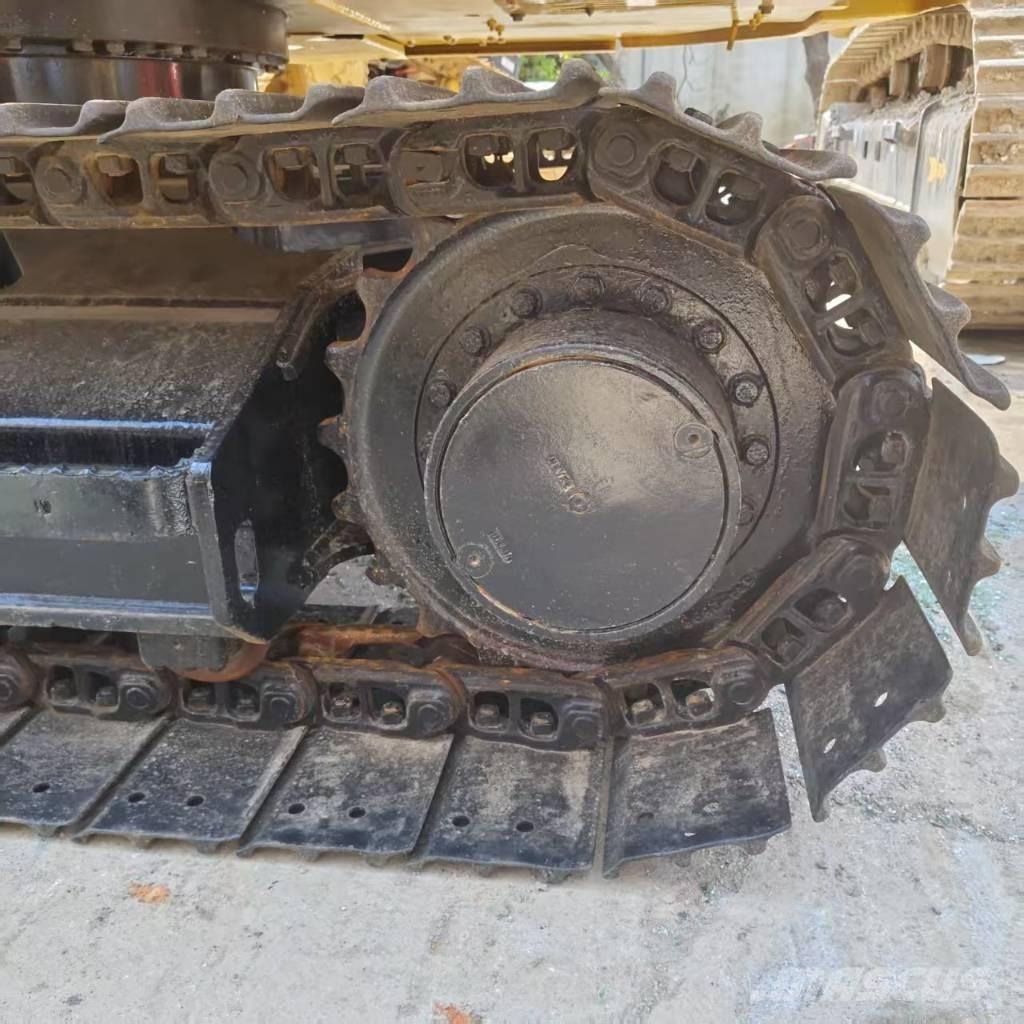 CAT 307,5 Mini pelle < 7t
