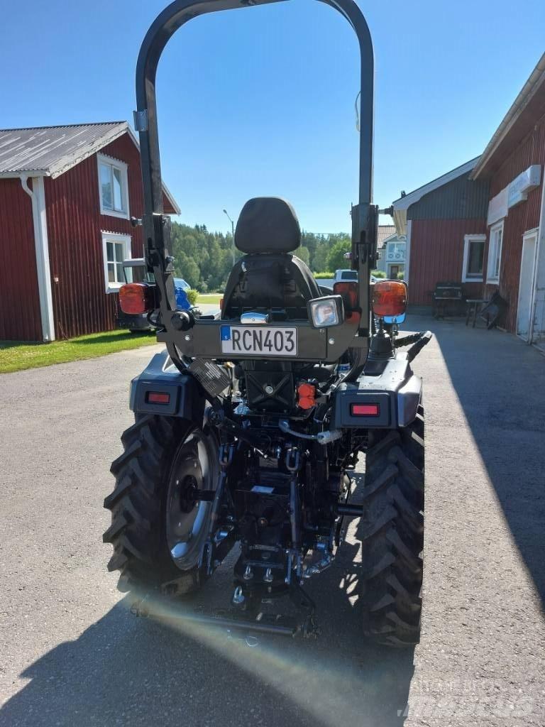 Solis 26 XL 9+9 Tracteur