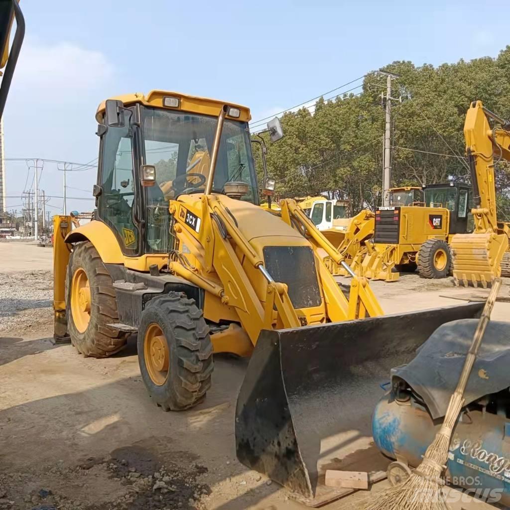 JCB 3CX Tractopelle