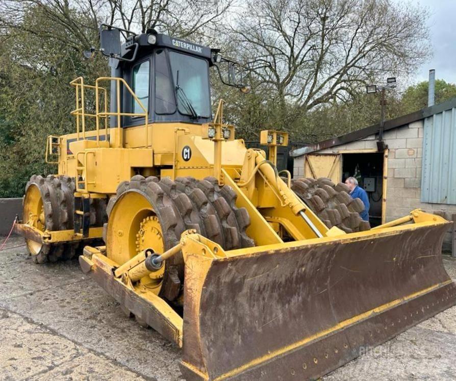 CAT 825 C Compacteur de sol